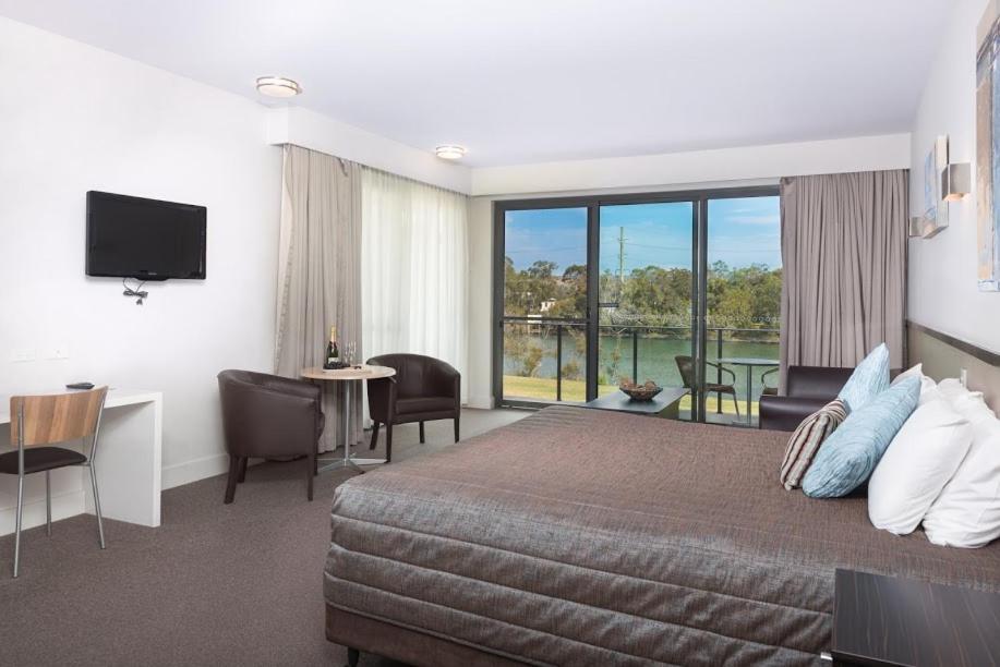 Macquarie 4 Star Motel Warners Bay Exterior photo