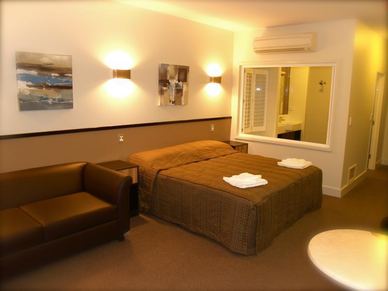 Macquarie 4 Star Motel Warners Bay Exterior photo