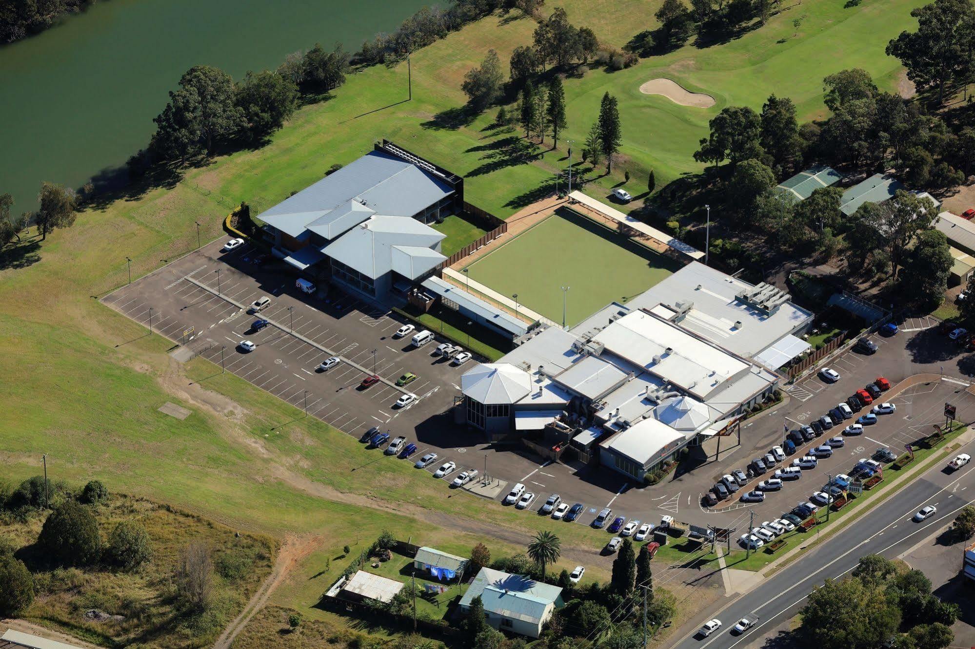 Macquarie 4 Star Motel Warners Bay Exterior photo